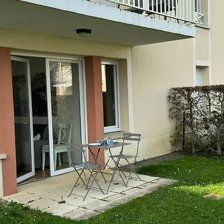 Moderne T2, Rez-de-jardin, Proche Et Centre Ville, Parking, Wifi, Animaux Acceptes Apartment *